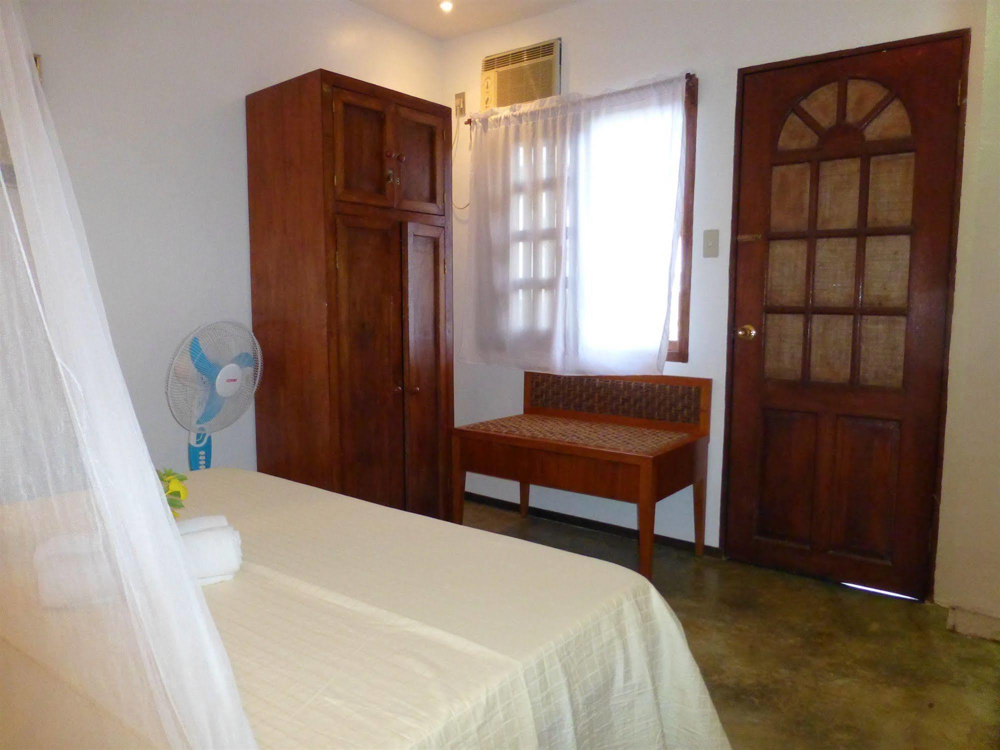 Talima Beach Villas & Dive Resort Cebu Dış mekan fotoğraf