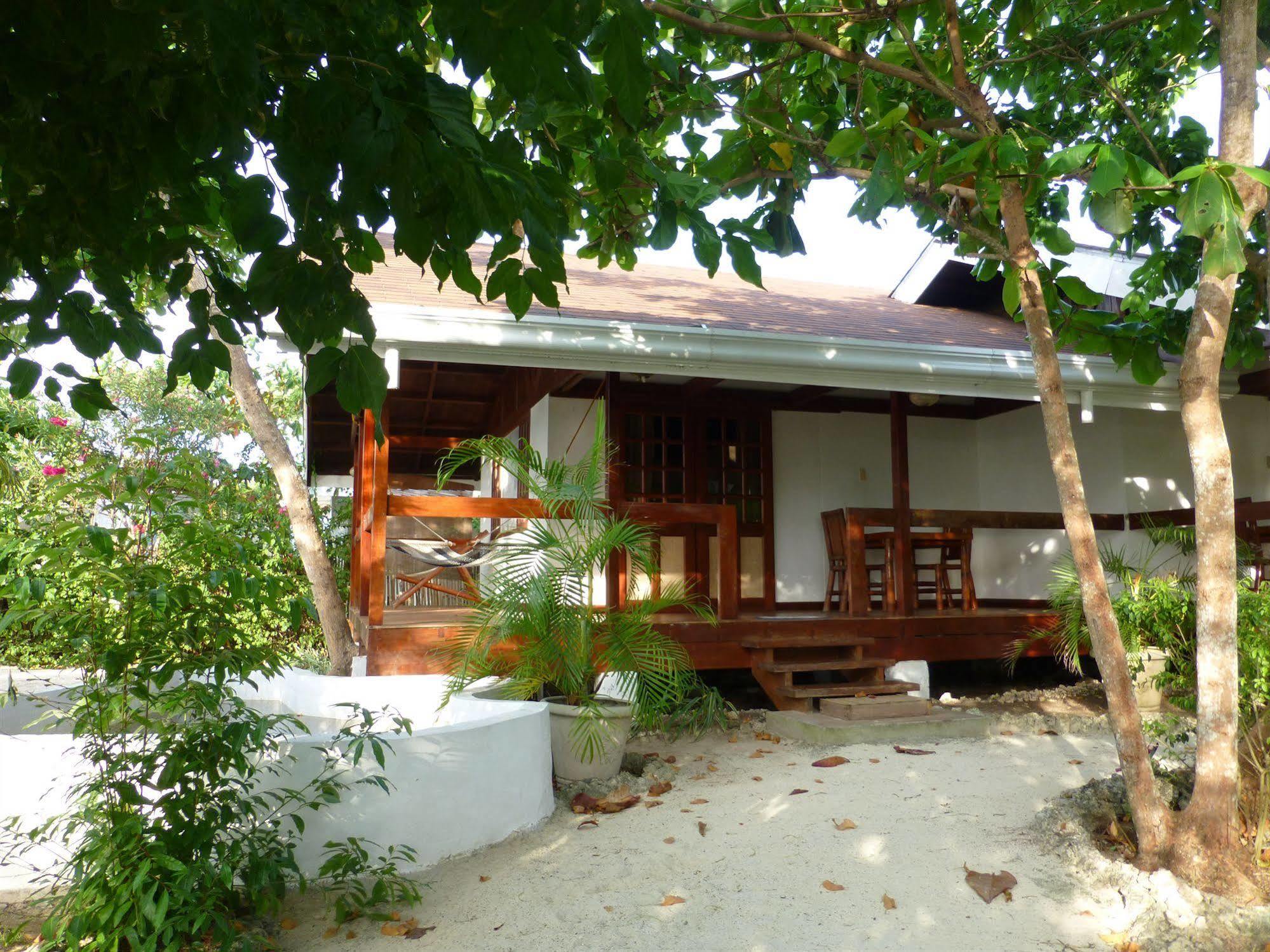Talima Beach Villas & Dive Resort Cebu Dış mekan fotoğraf