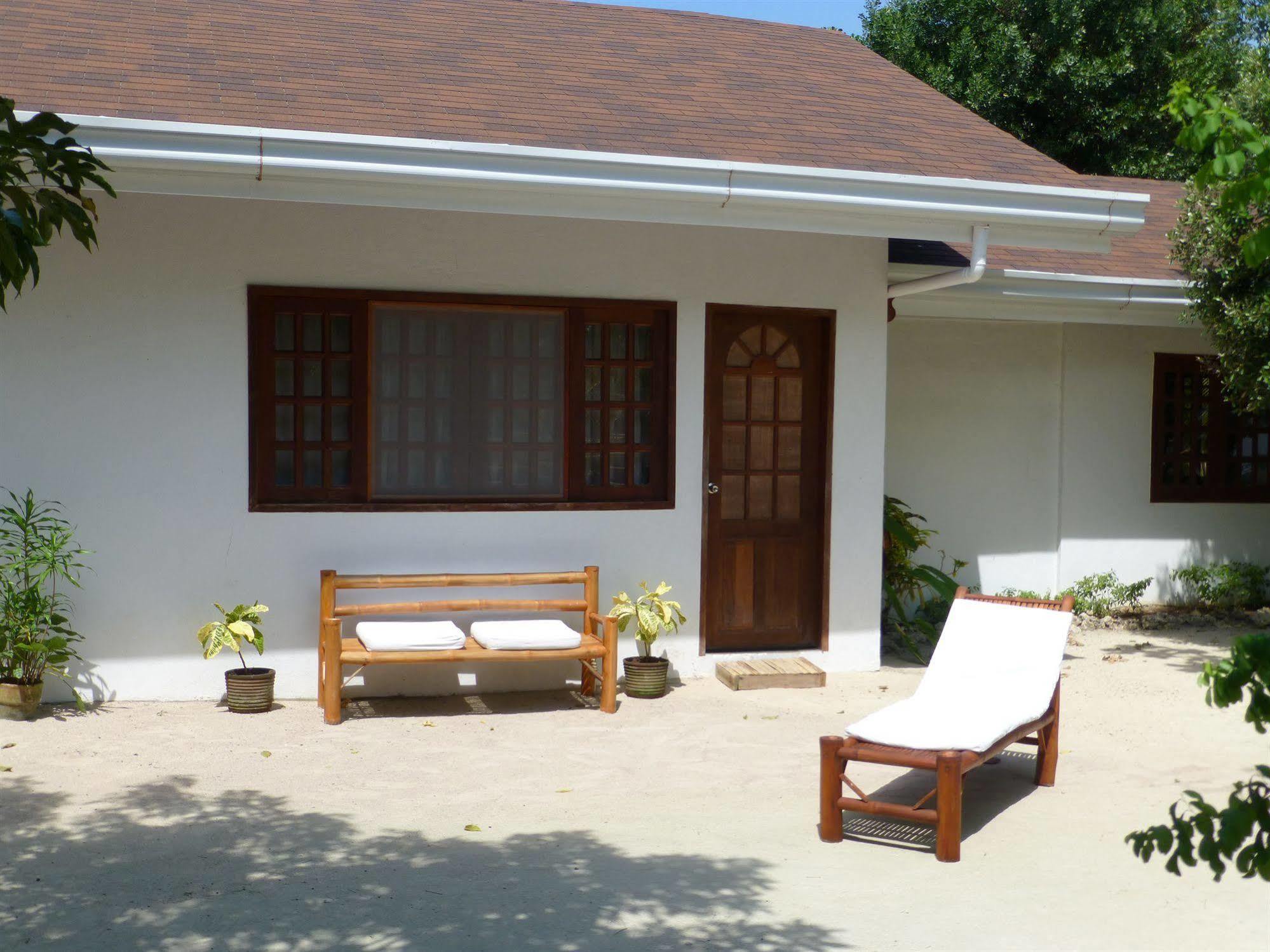 Talima Beach Villas & Dive Resort Cebu Dış mekan fotoğraf
